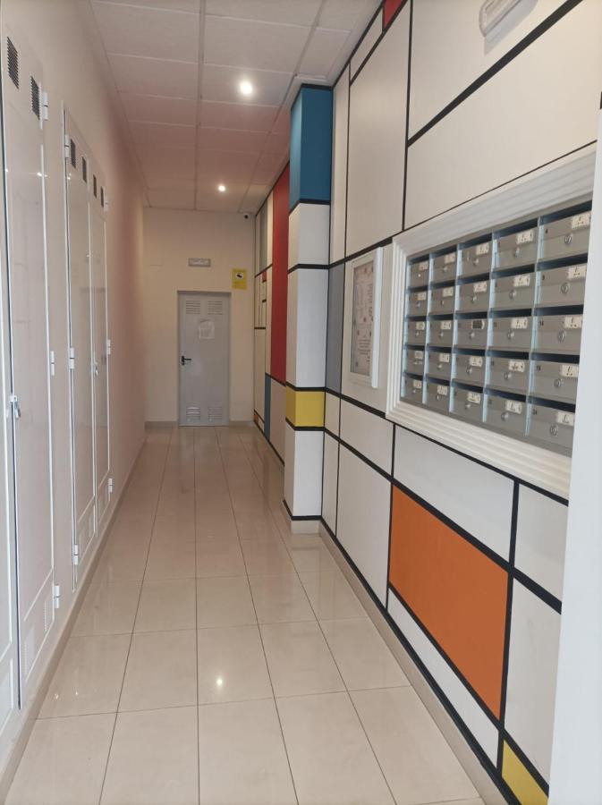 Nice And New Furnished Apartments In Torrevieja Centre Екстериор снимка