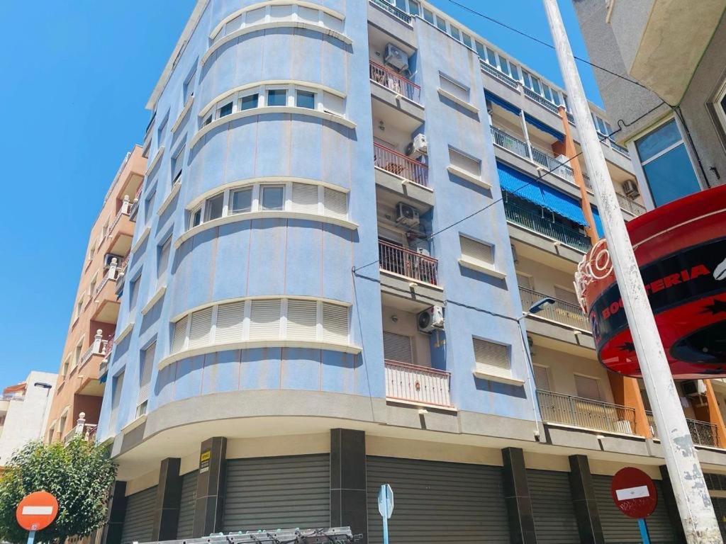 Nice And New Furnished Apartments In Torrevieja Centre Екстериор снимка