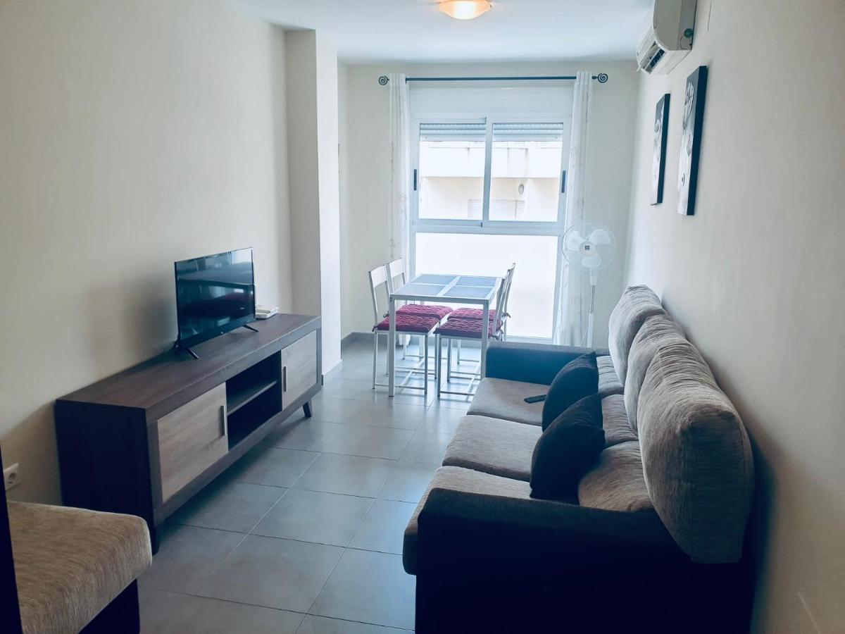 Nice And New Furnished Apartments In Torrevieja Centre Екстериор снимка